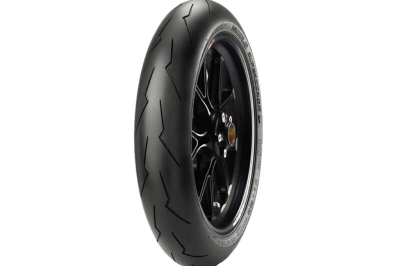 Neumático PIRELLI DIABLO SUPERCORSA V3 SP 120/70/17