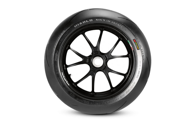 neumatico Pirelli Diablo Supercorsa SP - V2