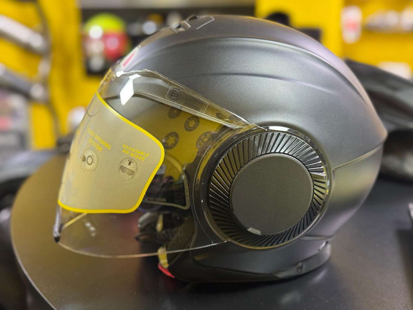 Casco jet AGV ORBYT E2205 Solid - Matt Black - OUTLET