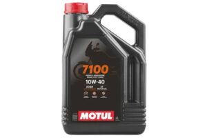 Aceite Motul 7100 4T 10W-40 4L